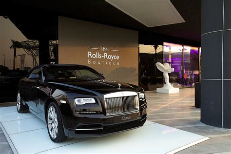 Rolls-Royce Boutique showroom opens in Dubai | Autocar