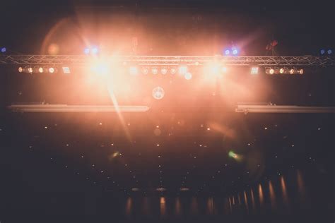 Four ways to ensure your speaker makes a connection - Designed Event Production (Winchester ...