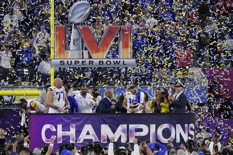 Super Bowl 2022 : les Rams s'imposent au bout du suspense, le résumé vidéo