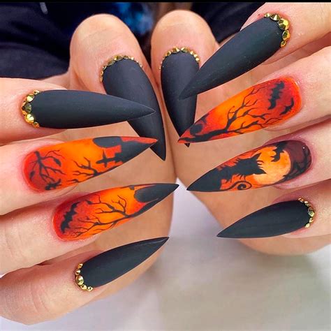 20 Amazing Halloween Nail Ideas to Celebrate This Year | Nail art, Halloween nails, Halloween ...