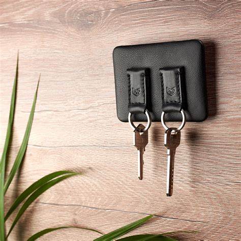 Handmade Magnetic Key Holder · Black by Capra Leather