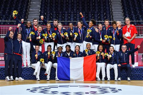 JO - Handball : impériale en finale, la France est championne olympique