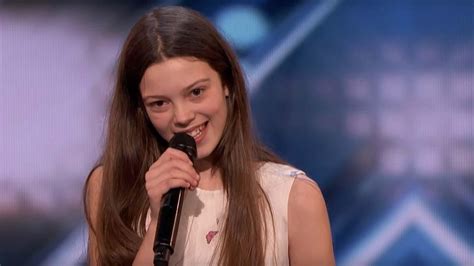 AGT: 13-Year-Old Courtney Hadwin Shocks the Audience, Gets The Golden Buzzer - YouTube