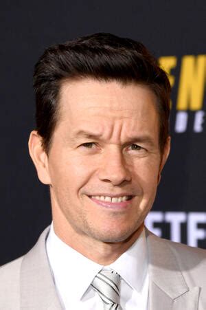 Mark Wahlberg | Biography, Movies & News | Fandango