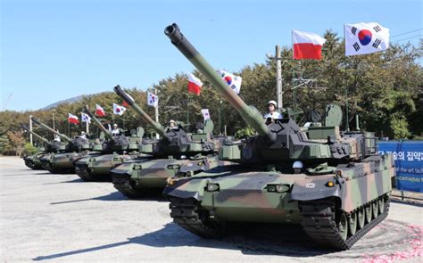 Poland received the first South Korean tanks K2 Black Panther and 155 mm self-propelled guns K9 ...