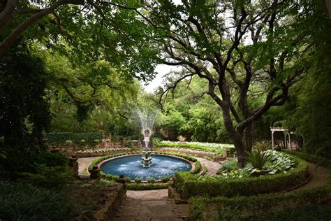 The Best Things To Do in Weatherford, TX: Hiking, Gardens & More