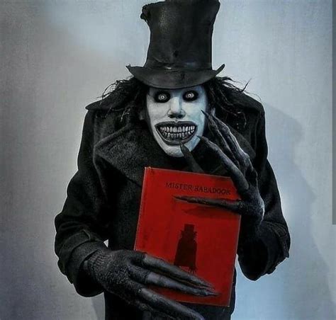 Horror Movie Art : The Babadook 2014 | Horror halloween costumes, Scary halloween costumes ...