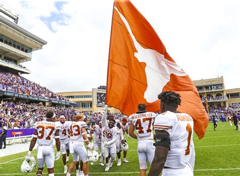 Texas vs. Oklahoma State Officially Have Kickoff Time - Sports ...