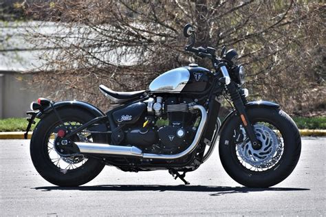 2023 Triumph Bonneville Bobber Chrome Edition Chrome / Jet Black for sale in Olathe, KS