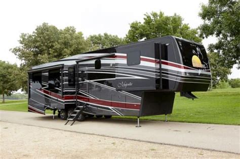 Majestic | Rv exterior paint, Rv exterior, Luxury fifth wheel