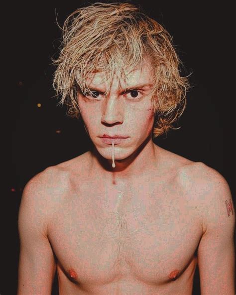 Pin by Agus Figueredo on Glee in 2022 | Evan peters, Evan peters american horror story, Evan