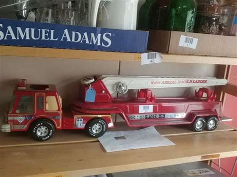 Vintage Nylint Fire Truck - Trice Auctions