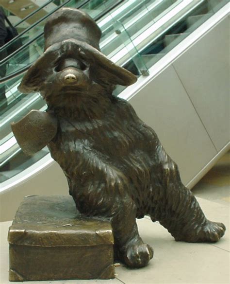 Winnie The Pooh & Paddington - Britain's Best Loved Bears | Guide London