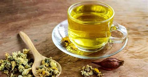 Chrysanthemum Tea: Benefits and Uses