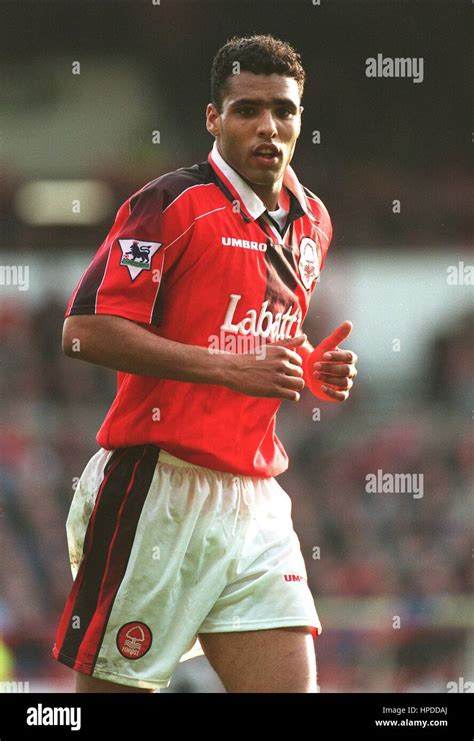 PIERRE VAN HOOIJDONK NOTTINGHAM FOREST FC 15 March 1997 Stock Photo - Alamy