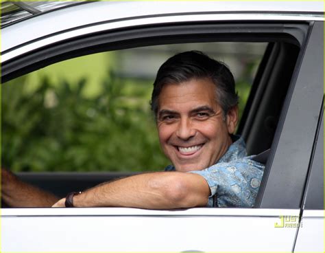 George Clooney Films ‘The Descendants’ In Hawaii! – Cinema Sight by ...