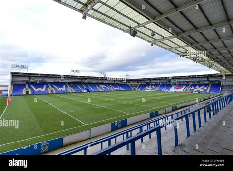 Warrington Wolves Stadium High Resolution Stock Photography and Images - Alamy