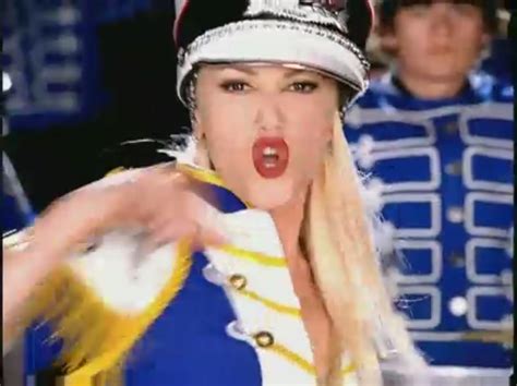 Hollaback Girl [Music Video] - Gwen Stefani Image (27189369) - Fanpop