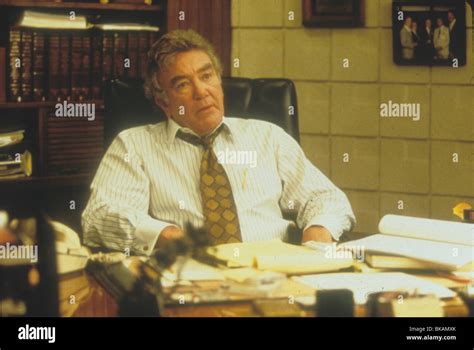 ERIN BROCKOVICH (2000) ALBERT FINNEY ERBR 013 Stock Photo - Alamy