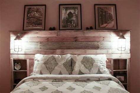 DIY Pallet Headboard with Lights | Pallet Furniture DIY