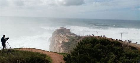 Nazare - Big Waves | Best Time | Season | Wave Height