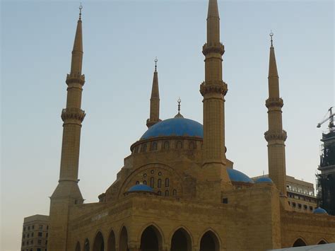 File:A mosque in Beirut, Lebanon.jpg - Wikitravel