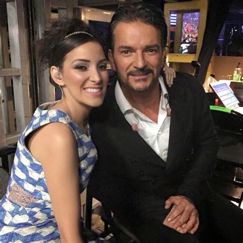 Presentación de Ricardo Arjona y Gaby Moreno | El HIT GUATE RADIO