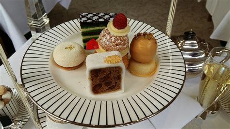 Carte et Menus 2022 - Afternoon Tea at The Goring à Londres - TheFork