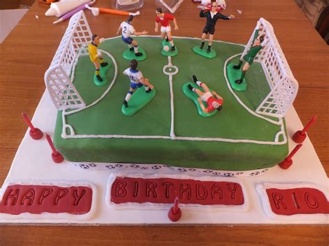 Football Pitch Cake | Football pitch cake, Cake creations, Cake