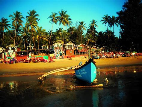 North Goa Sightseeing - Goa Day Trips, Scuba diving, watersports, Boat ...