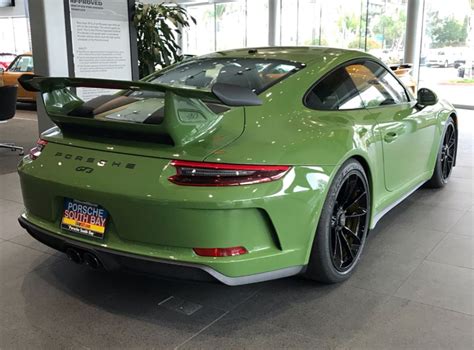 Porsche 991.2 GT3 painted in paint to sample Olive Green Photo taken by ...