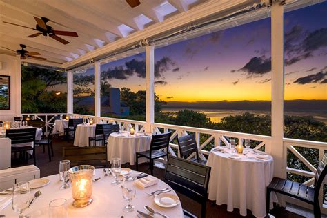 10 Best Restaurants in Harbour Island, Bahamas