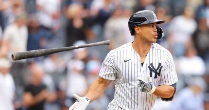 Yankees Giancarlo Stanton on IL (Hamstring Injury) - Casino.org