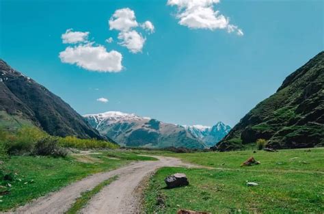 Kazbegi Hiking: 5 Easy to Moderate Day Hikes in Kazbegi, Georgia