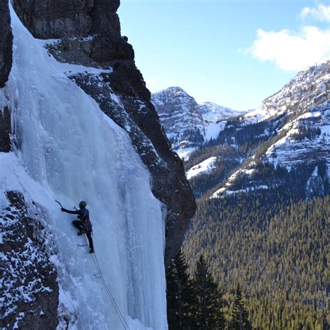 Ice Climbing Footwear Tips: Don't Get Cold Feet – Darn Tough