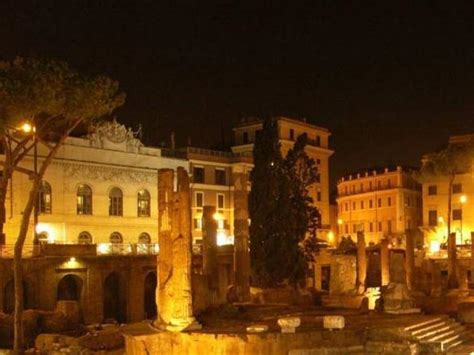 Relais Teatro Argentina Guesthouse/bed and breakfast (Rome) - Deals, Photos & Reviews