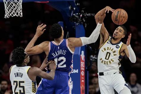 Photos of the Sixers' first win, over the Pacers