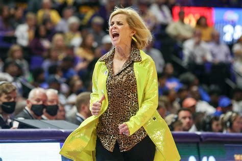 Slam dunk: LSU board approves contract extensions, pay raises for national title coach Kim ...