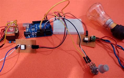 AC Light Dimmer using Arduino and TRIAC