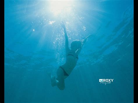 Roxy surfing - Roxy Wallpaper (921891) - Fanpop