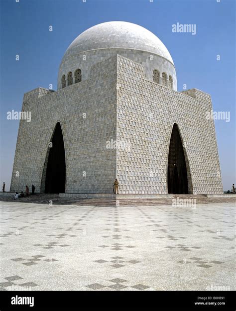 Mazar-e-Quaid or National Mausoleum, mausoleum of Muhammad Ali Jinnah ...