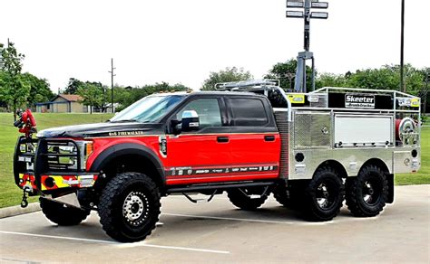 Custom 2017 Ford F550 6x6 Firewalker | Fire trucks, Fire truck light, Cool trucks