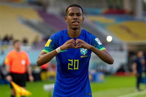 Price tag for 16-year-old Brazilian starlet raised to €52m by Chelsea ahead of Barcelona talks ...