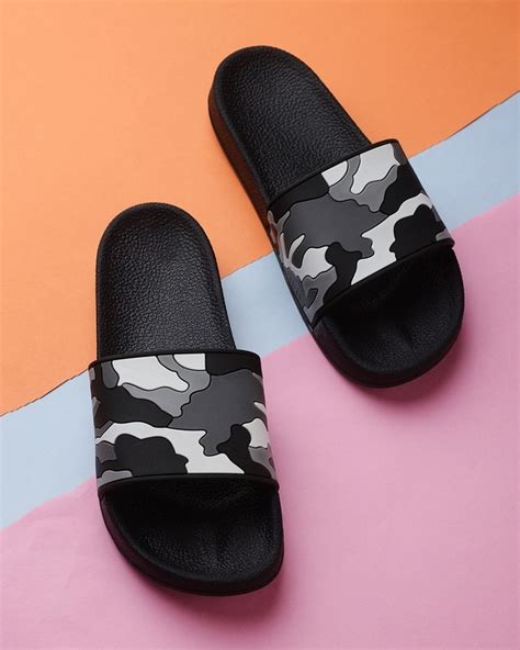 Buy Stylish Flip Flops & Slippers for Men Online at Bewakoof