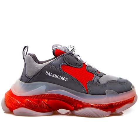 Balenciaga Triple S | Credomen