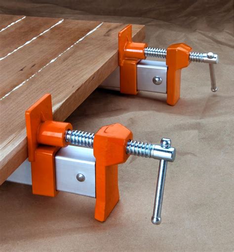 Jorgensen Aluminum Bar Clamps - Lee Valley Tools