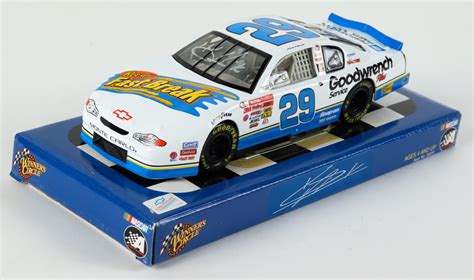 Kevin Harvick Signed NASCAR #29 GM Goodwrench Service / Reese's Fastbreak Monte Carlo - 1:24 ...