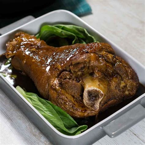 Pata Tim Recipe (Braise Pork Hock) | Amiable Foods