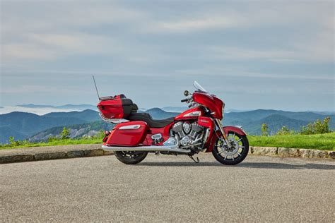 2023 Indian Roadmaster Limited [Specs, Features, Photos]