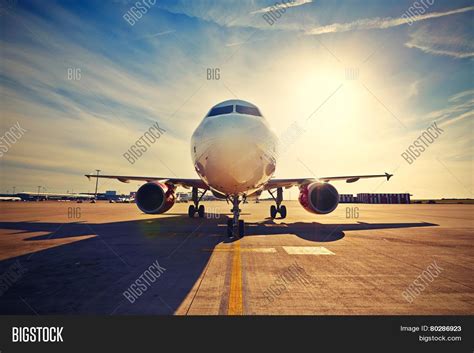 Airplane Sunrise Image & Photo (Free Trial) | Bigstock